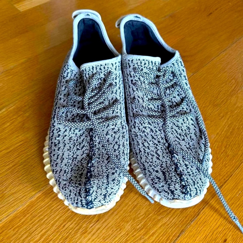Adidas Yeezy 350 Boost V2 Size 12